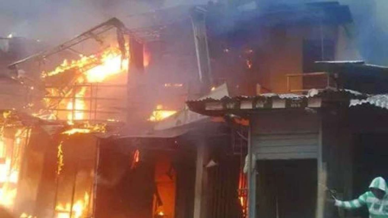 BREAKING: Again, unknown arsonists burn down another INEC office in Imo -  Nigeriannewsdirectcom