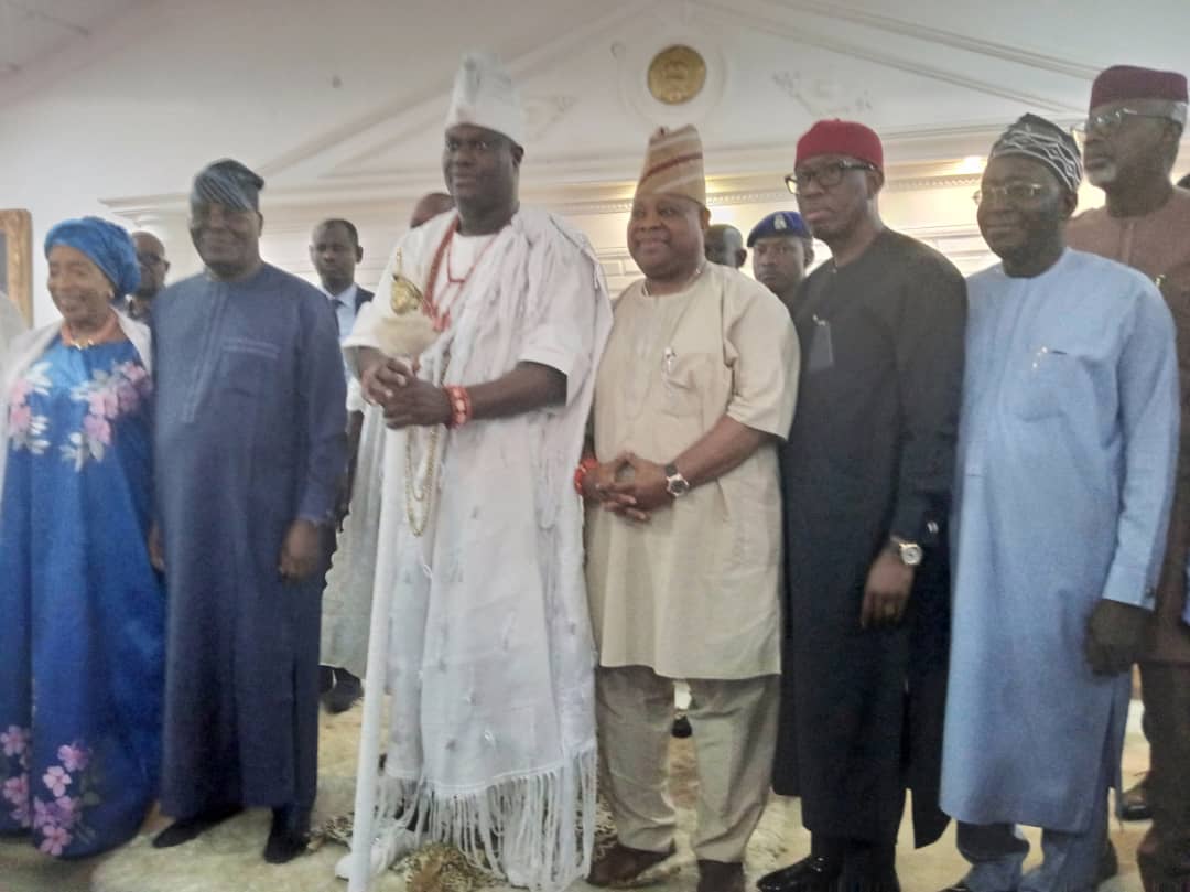 Atiku visits Ooni, pledges restructuring, if elected - Nigeriannewsdirectcom